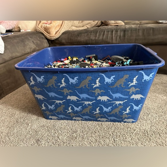 LEGOS - Picture 5 of 5